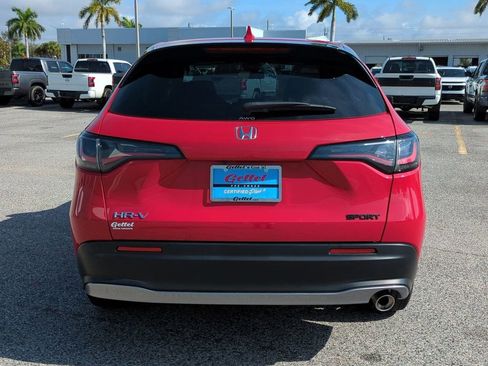 Used 2024 Honda HR-V Sport image 6