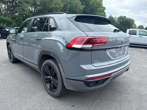 Used 2023 Volkswagen Atlas Cross Sport SEL R-Line AWD/4WD image 3