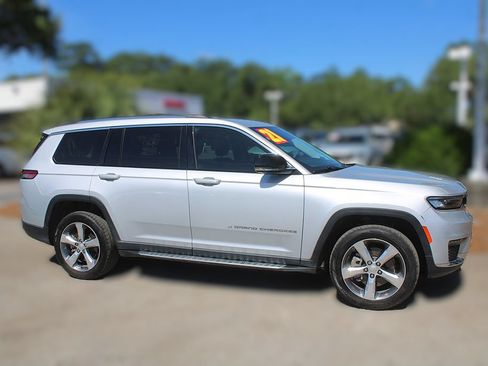 Used 2021 Jeep Grand Cherokee L Limited RWD image 4