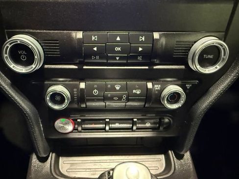 Used 2019 Ford Mustang Coupe image 19