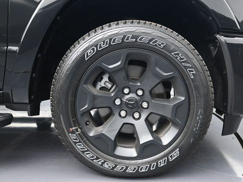 Used 2025 RAM 1500 Big Horn RWD image 9