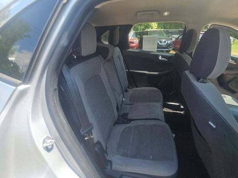 Used 2020 Ford Escape SE FWD image 9