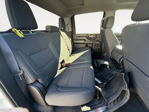 Used 2023 Chevrolet Silverado 2500 LT w/ Convenience Package image 18