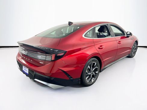 Used 2024 Hyundai Sonata SEL AWD/4WD image 5