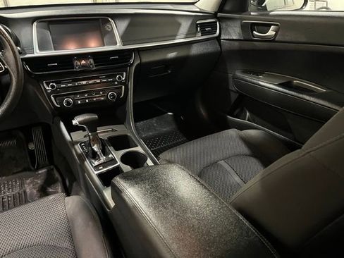 Used 2020 Kia Optima LX image 18