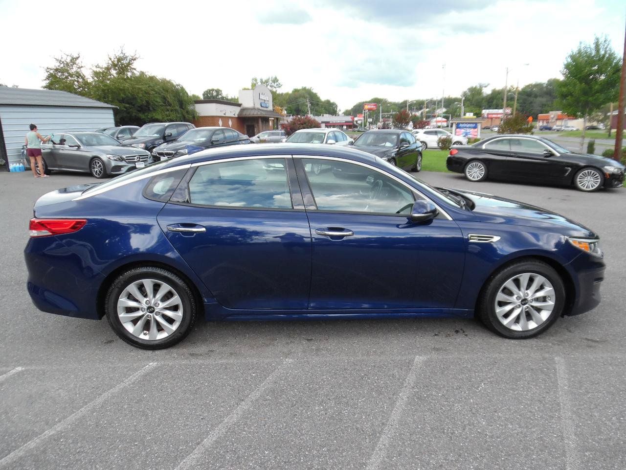 Used 2016 Kia Optima EX FWD image 7