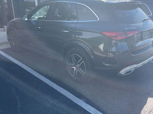 Used 2023 Mercedes-Benz GLC 300 4MATIC w/ AMG Line image 1