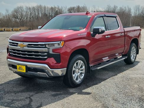 Used 2023 Chevrolet Silverado 1500 LTZ w/ LTZ Premium Package AWD/4WD image 1