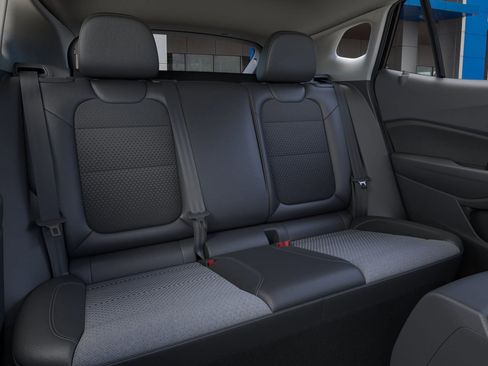 New 2026 Chevrolet Trax LT image 7