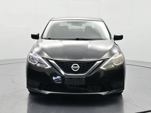 Used 2018 Nissan Sentra S FWD image 2
