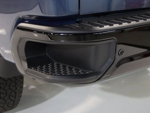 Used 2026 Chevrolet Silverado 2500 Custom w/ Custom Value Package image 15