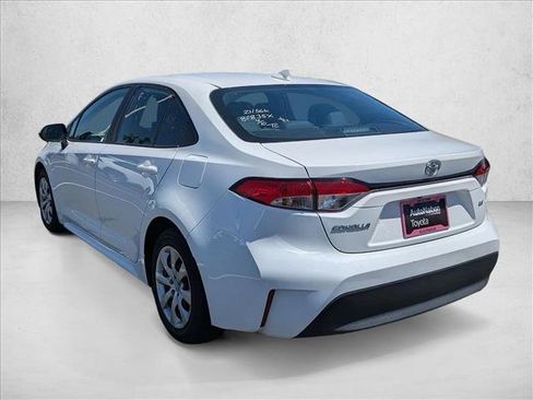 Used 2023 Toyota Corolla LE FWD image 7