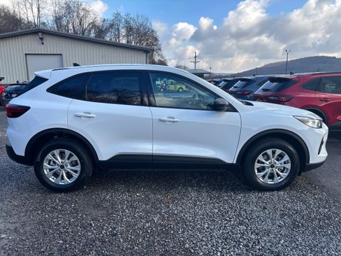 New 2026 Ford Escape Active w/ Cold Weather Package AWD/4WD image 3