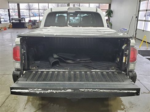 Used 2021 Toyota Tacoma TRD Off-Road image 26