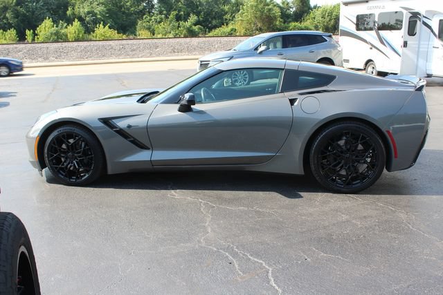 Used 2016 Chevrolet Corvette Stingray Coupe w/ Battery Protection Package RWD image 20