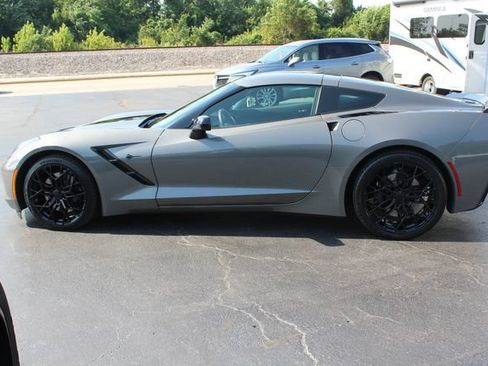 Used 2016 Chevrolet Corvette Stingray Coupe w/ Battery Protection Package RWD image 20
