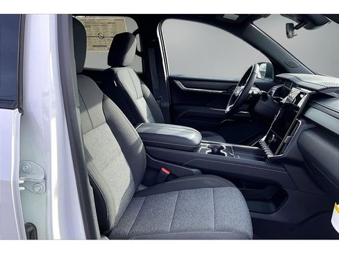New 2025 GMC Acadia Elevation w/ Black Edition AWD/4WD image 11