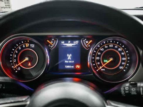 Used 2019 Jeep Wrangler Unlimited Sport image 21