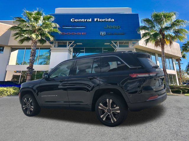 New 2027 Jeep Grand Cherokee Limited w/ Trailer Tow Package AWD/4WD image 7