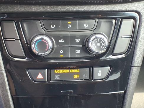 Used 2020 Buick Encore Preferred w/ Safety Package FWD image 8
