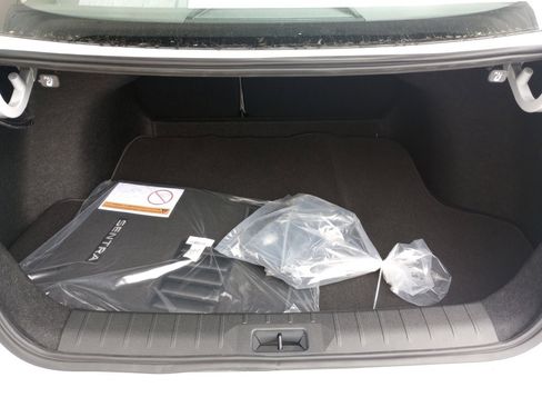 New 2026 Nissan Sentra SL w/ Floor Mat Package FWD image 15