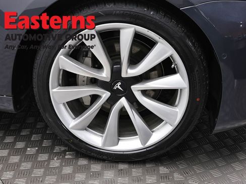 Used 2018 Tesla Model 3 Long Range RWD image 27