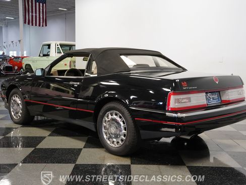 Used 1993 Cadillac Allante FWD image 10
