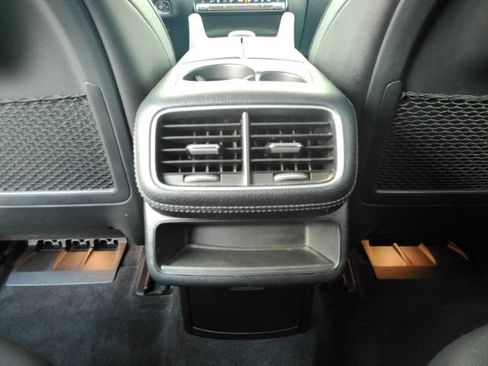 Used 2020 Mercedes-Benz GLS 450 4MATIC image 31