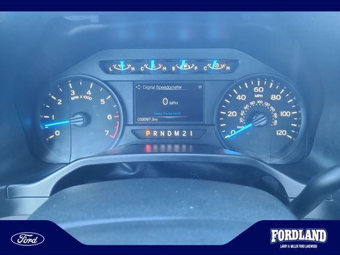 Used 2016 Ford F150 XL w/ Equipment Group 101A Mid AWD/4WD image 11