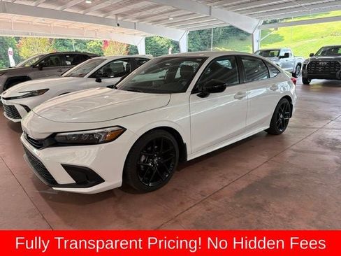 Used 2023 Honda Civic Sport image 2