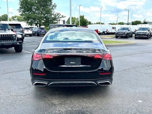 Used 2025 Mercedes-Benz E 350 4MATIC Sedan image 12
