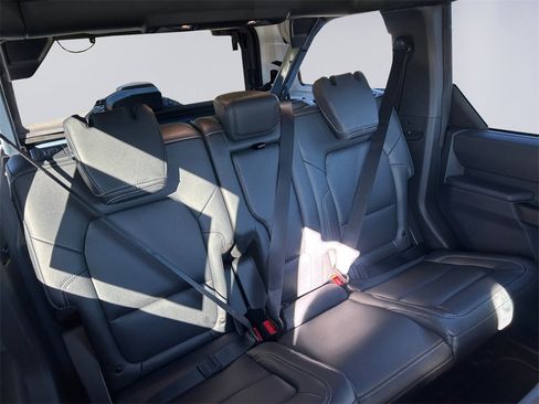 New 2025 Ford Bronco Big Bend w/ Black Diamond Package image 18