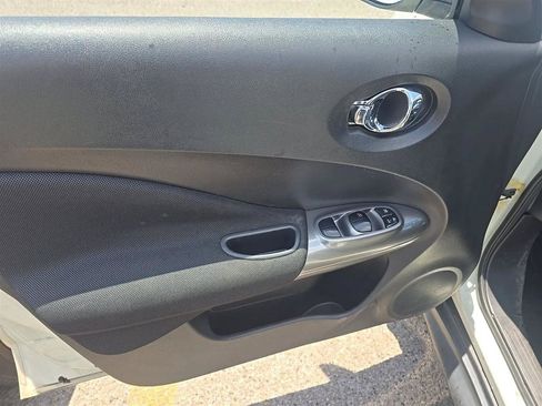 Used 2012 Nissan Juke SV AWD/4WD image 15