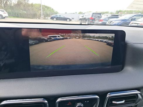 New 2026 Nissan Sentra SV w/ SV Convenience Package FWD image 21