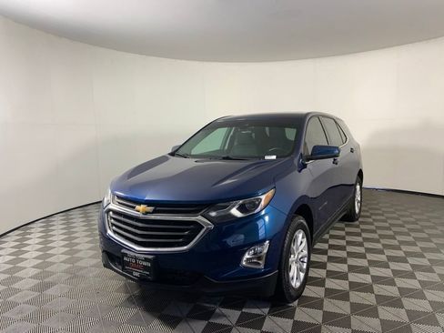 Used 2020 Chevrolet Equinox LT w/ Driver Convenience Package image 5