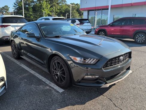 Used 2016 Ford Mustang Coupe RWD image 1