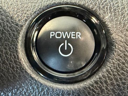 Used 2026 Toyota Camry SE FWD image 27