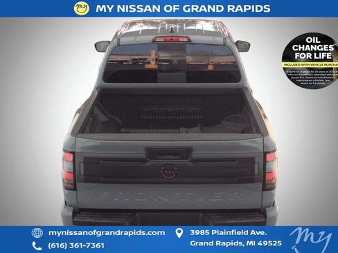 Used 2025 Nissan Frontier PRO-4X w/ Interior Protection Package AWD/4WD image 6