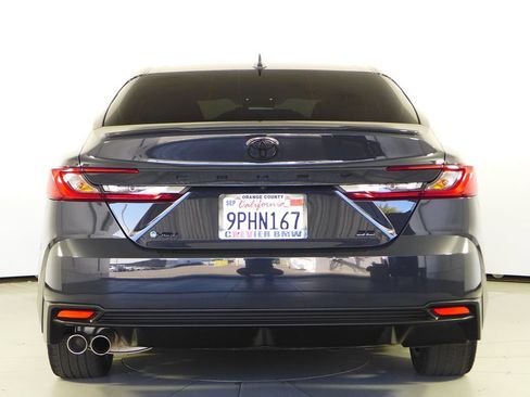 Used 2025 Toyota Camry SE FWD image 8