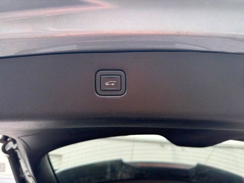 Used 2024 Chevrolet Blazer LT w/ Redline Edition FWD image 16