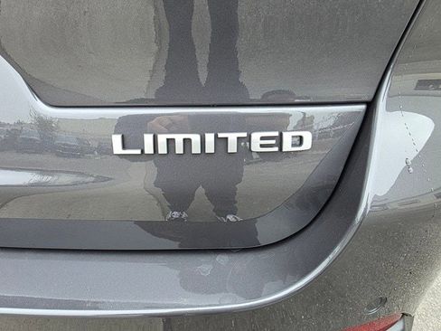 New 2025 Jeep Grand Cherokee L Limited image 8