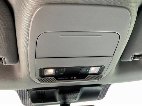 Used 2025 Ford F150 XLT w/ Equipment Group 301A Standard AWD/4WD image 18