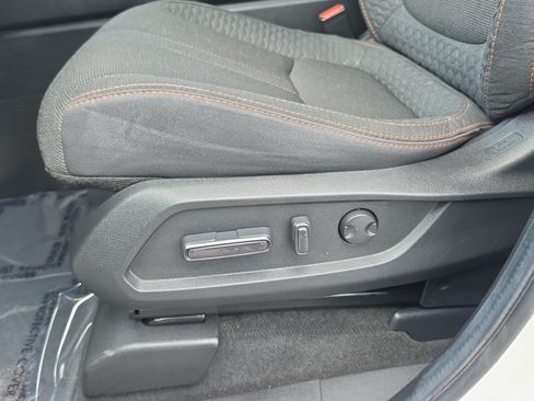 Used 2025 Honda Pilot Sport image 21