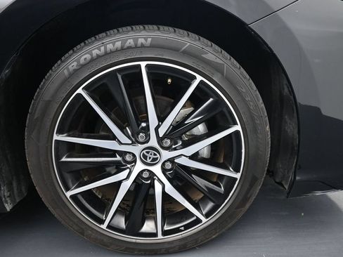 Used 2024 Toyota Camry SE w/ Cold Weather Package AWD/4WD image 11
