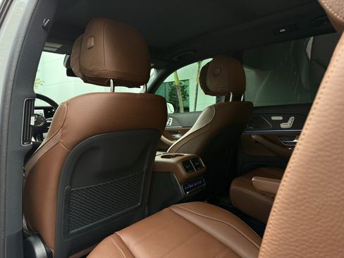 Used 2025 Mercedes-Benz GLS 580 GLS 580 image 30