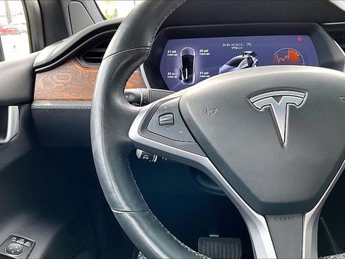 Used 2018 Tesla Model X 100D AWD/4WD image 16