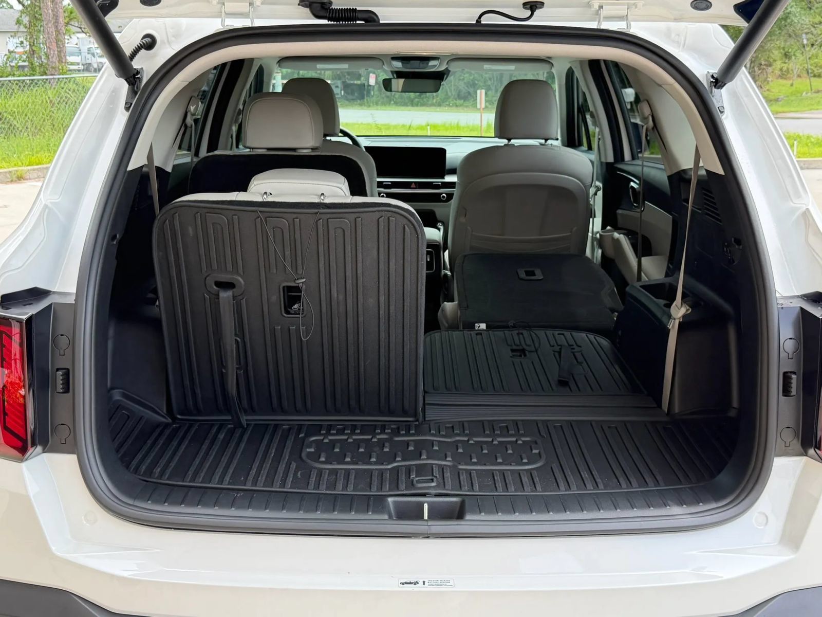 Used 2025 Kia Sorento EX FWD image 15
