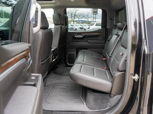 Used 2025 GMC Sierra 1500 Elevation w/ Elevation Premium Package AWD/4WD image 13