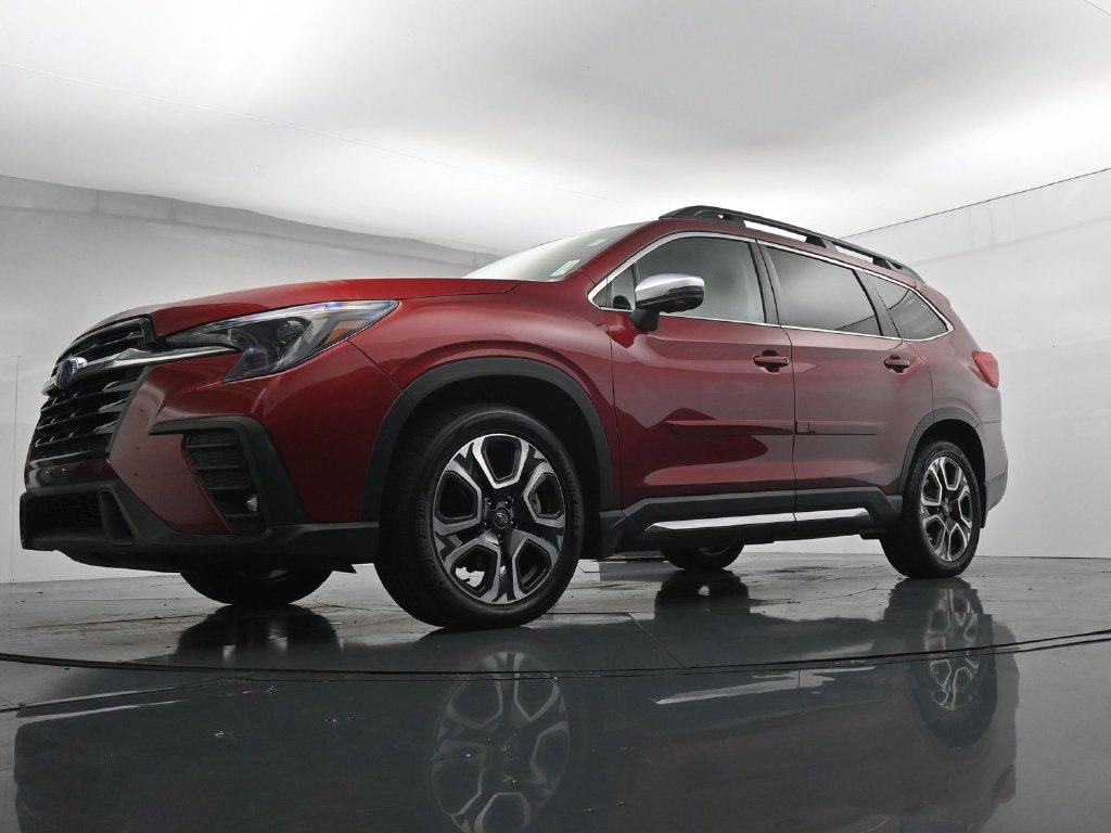 Used 2023 Subaru Ascent Limited w/ Technology Package AWD/4WD image 34