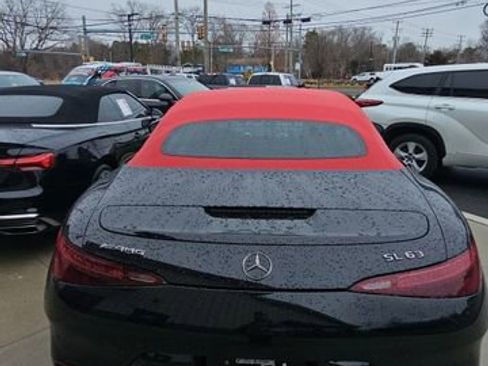 Used 2023 Mercedes-Benz SL 63 AMG 4MATIC image 2
